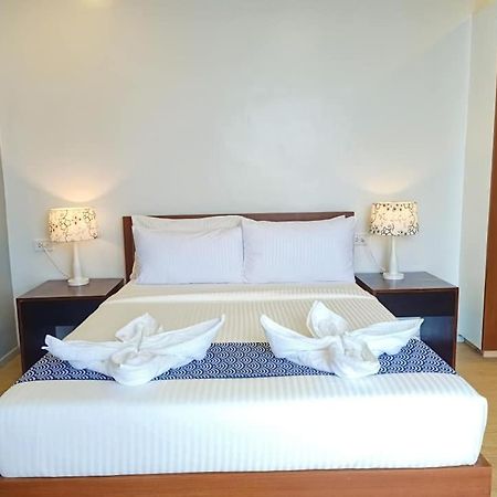Inncity Hotel Calbayog Exteriör bild